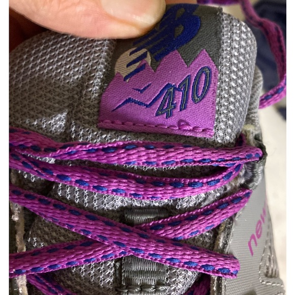 Womens New Balance 410 Trail Running Shoes (10) - Picture 3 of 11